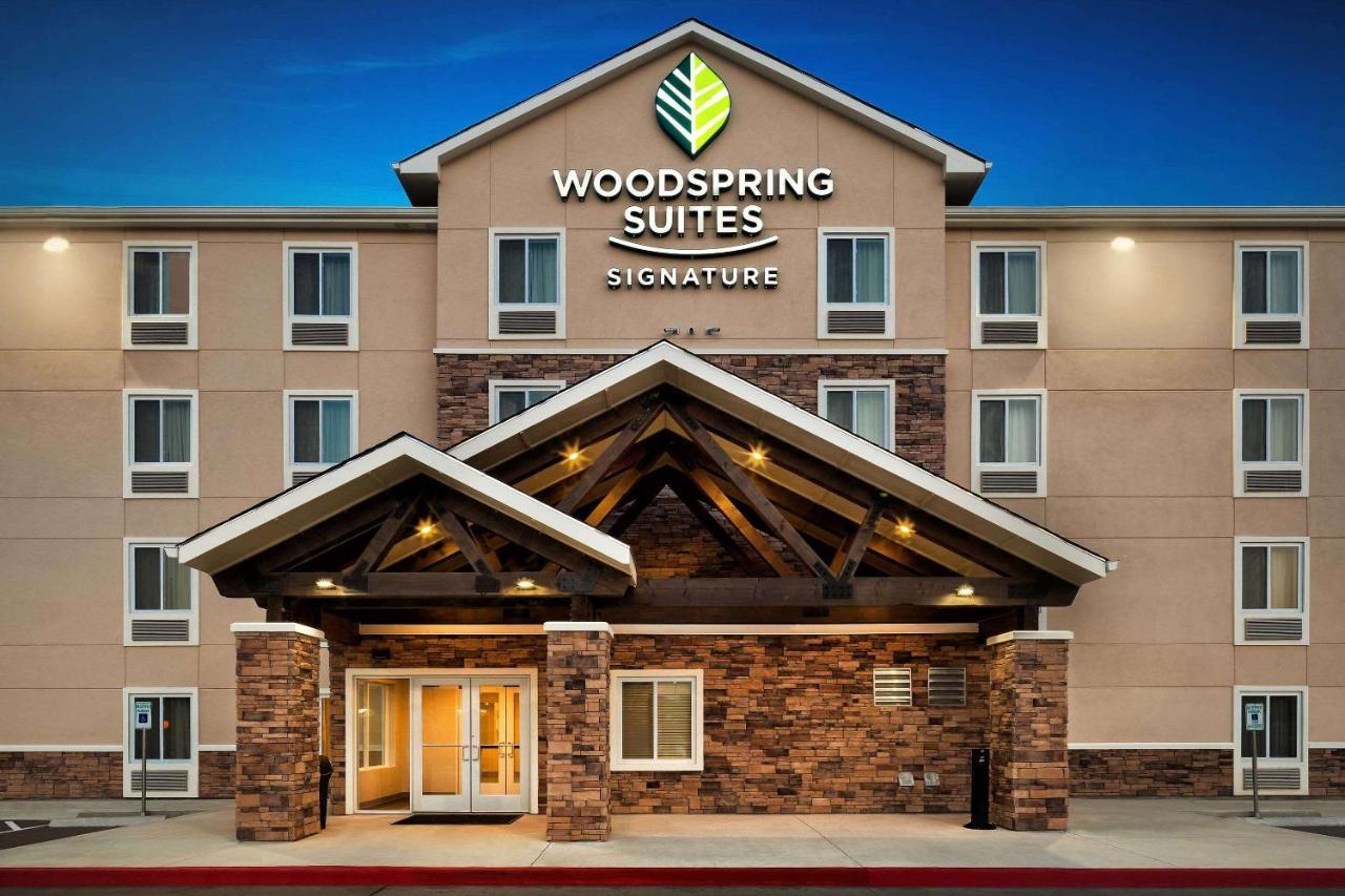 האמבל Woodspring Suites Houston Iah Airport מראה חיצוני תמונה