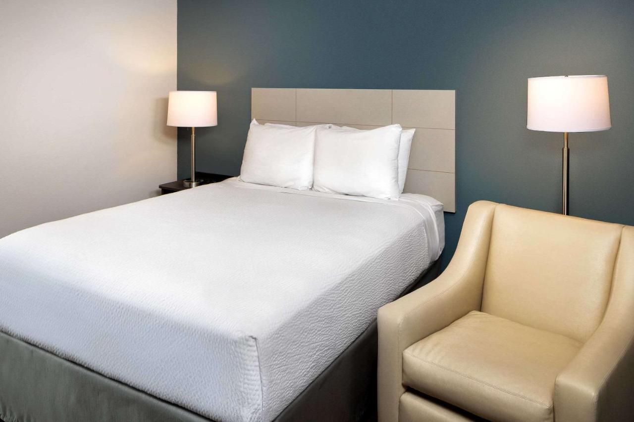 האמבל Woodspring Suites Houston Iah Airport מראה חיצוני תמונה