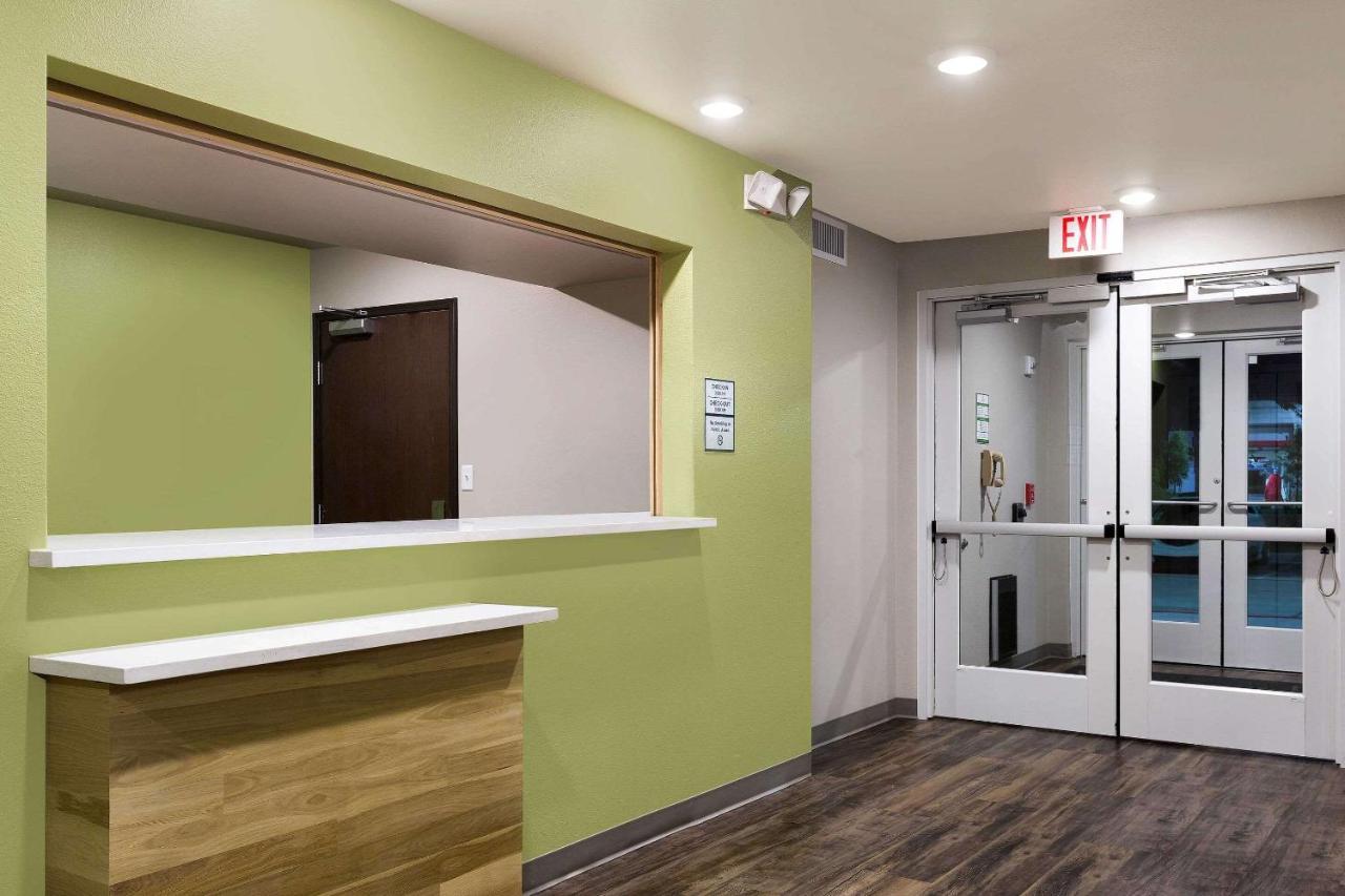 האמבל Woodspring Suites Houston Iah Airport מראה חיצוני תמונה