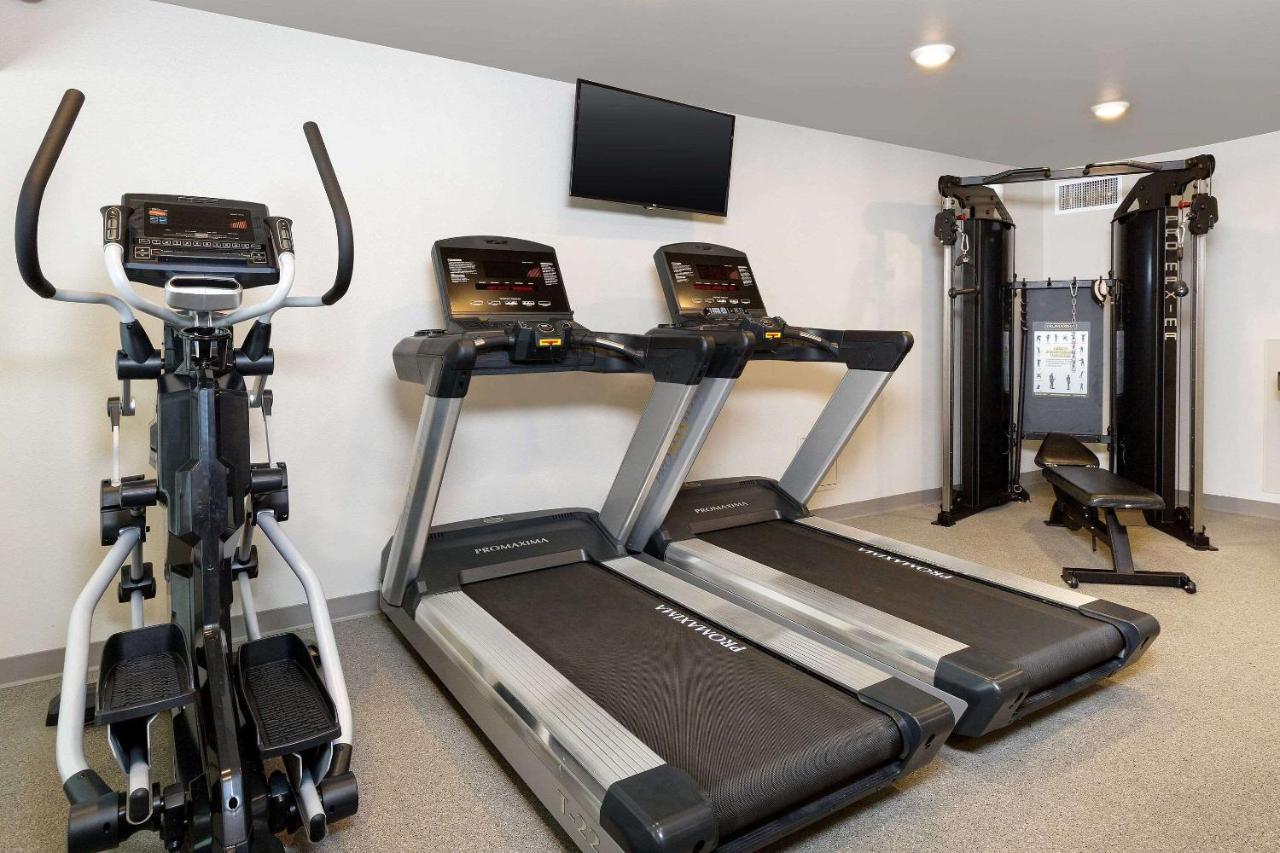 האמבל Woodspring Suites Houston Iah Airport מראה חיצוני תמונה