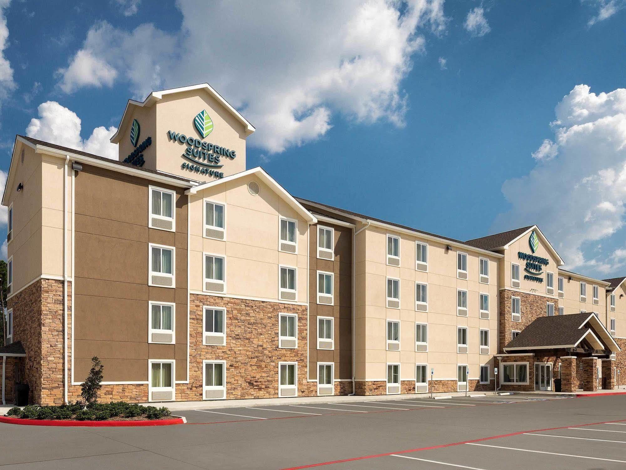 האמבל Woodspring Suites Houston Iah Airport מראה חיצוני תמונה