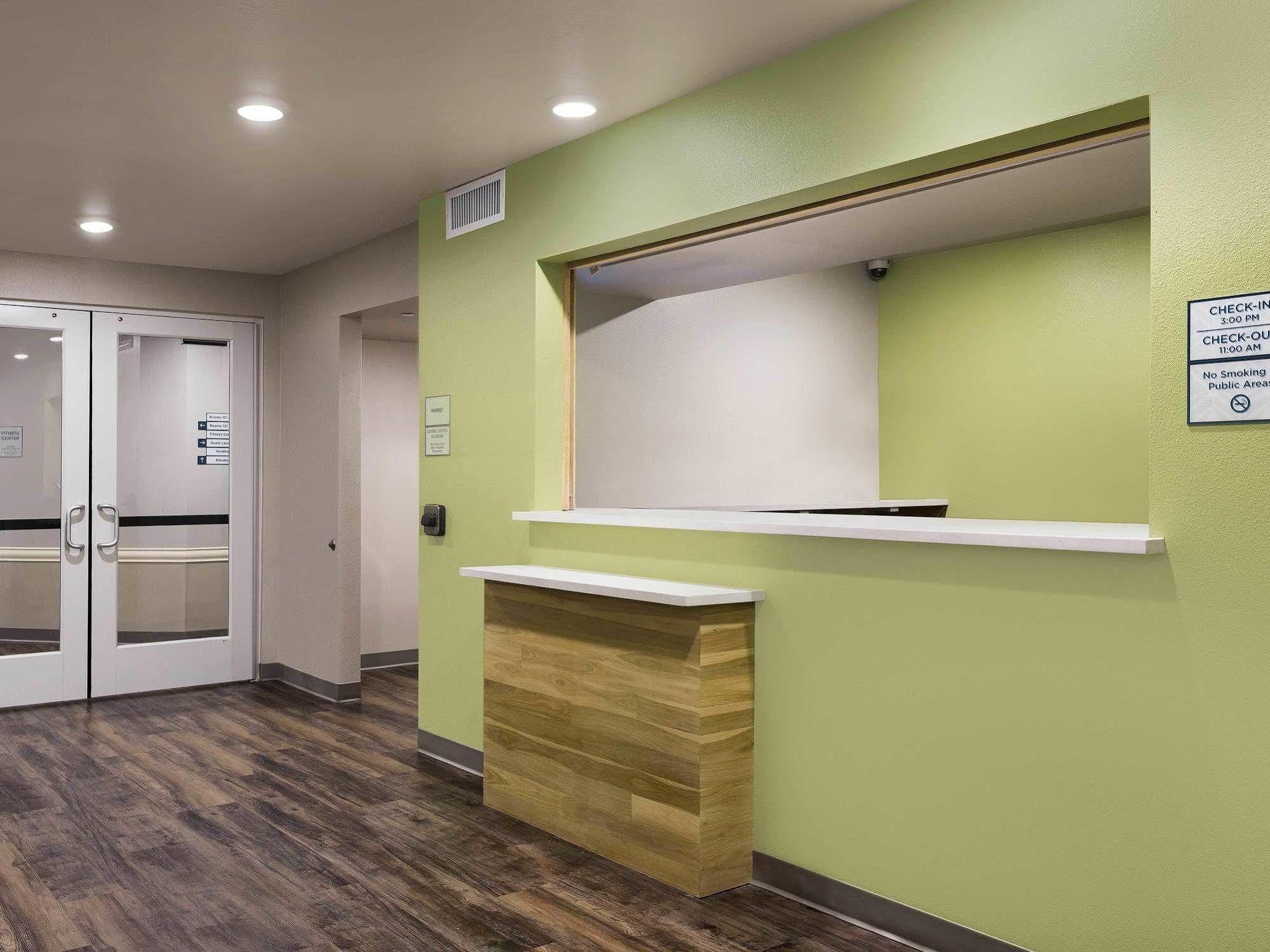 האמבל Woodspring Suites Houston Iah Airport מראה חיצוני תמונה